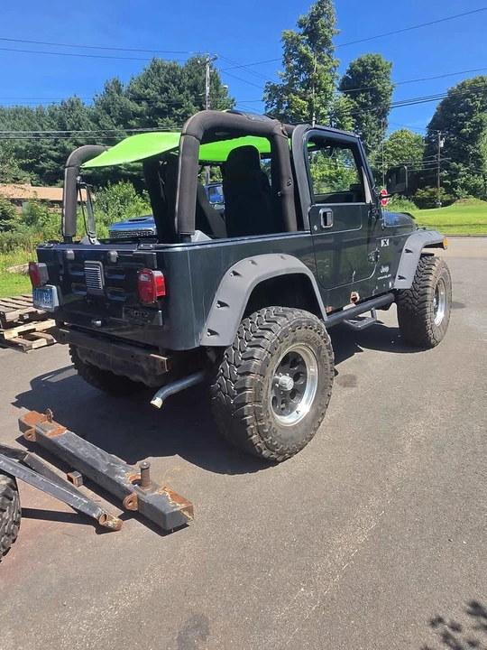 2005 Jeep TJ Wrangler - Image 4 of 10