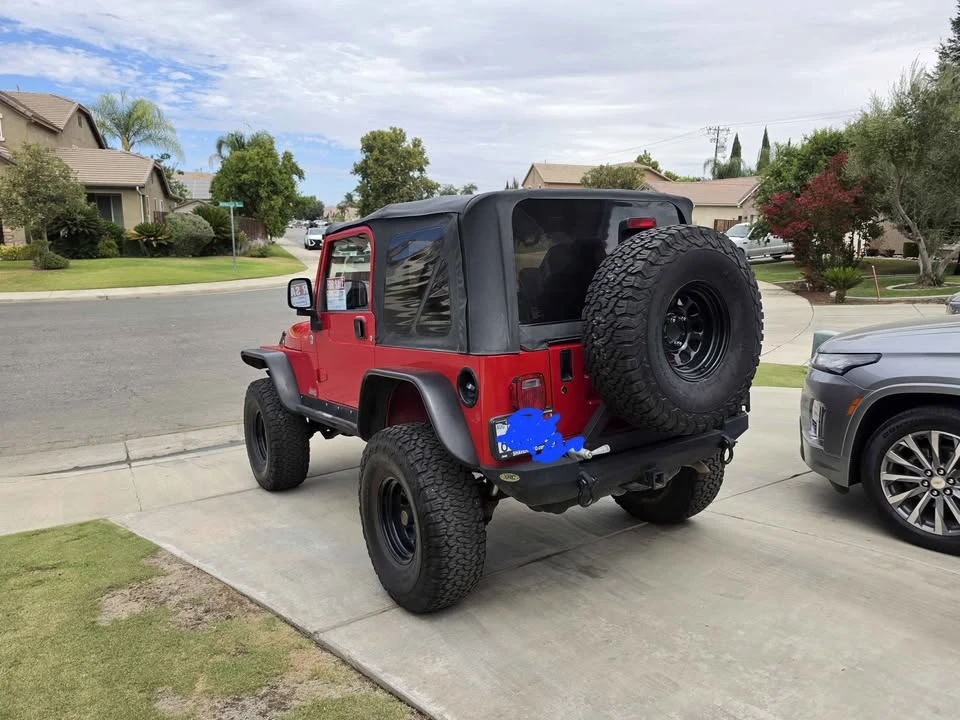 2005 Jeep TJ Wrangler - Image 2 of 3