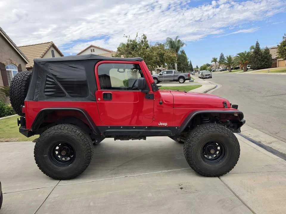 2005 Jeep TJ Wrangler - Image 3 of 3
