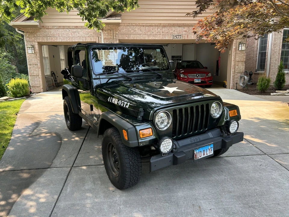 2005 Jeep TJ Wrangler - Image 2 of 31