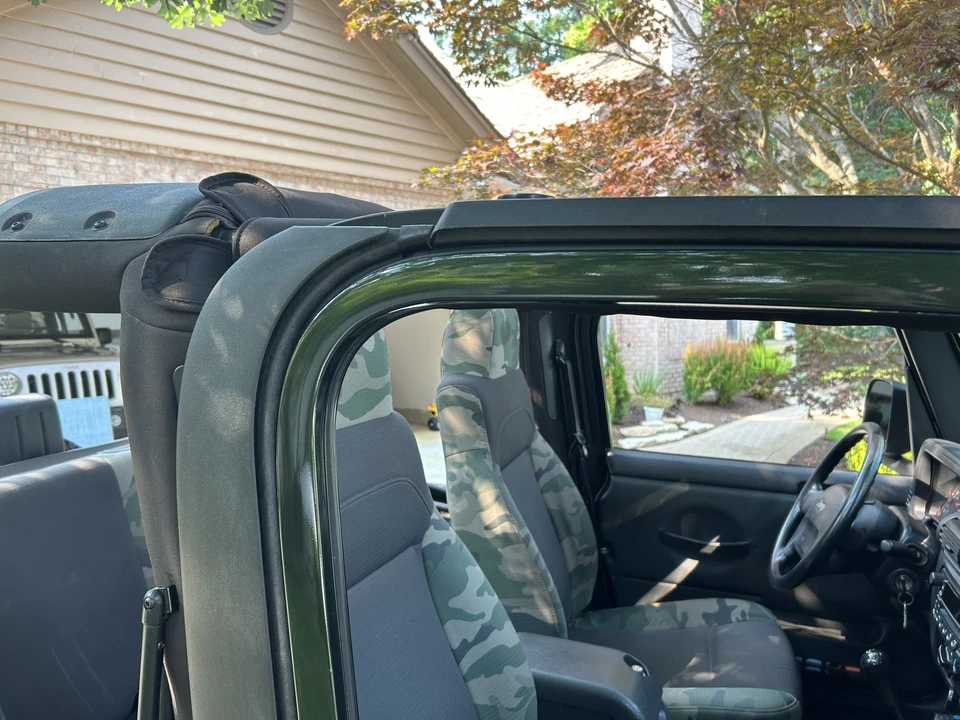 2005 Jeep TJ Wrangler - Image 29 of 31
