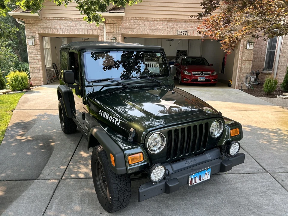2005 Jeep TJ Wrangler - Image 10 of 31