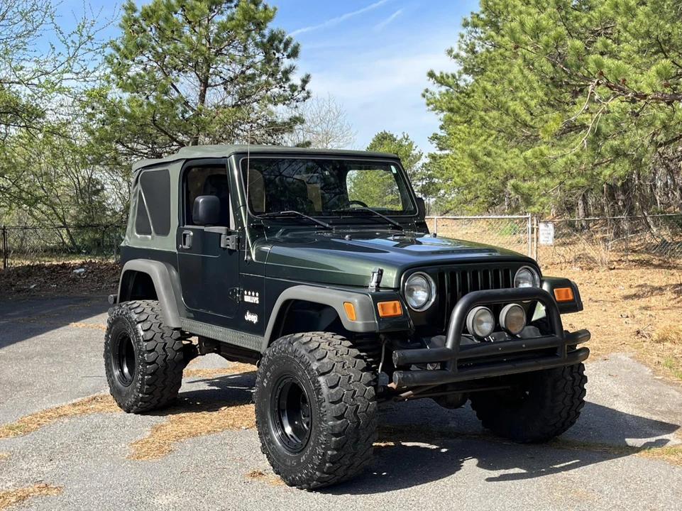 2005 Jeep TJ Wrangler - Image 24 of 31