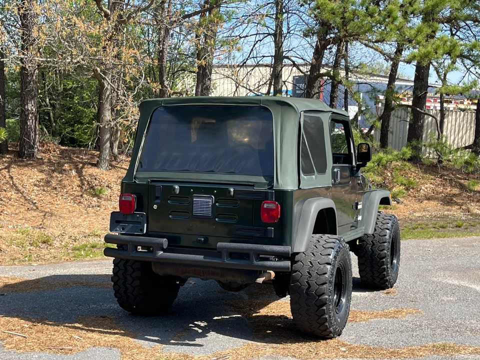 2005 Jeep TJ Wrangler - Image 18 of 31