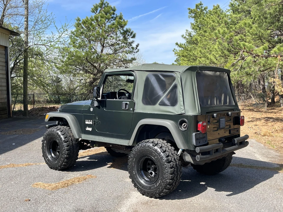 2005 Jeep TJ Wrangler - Image 16 of 31