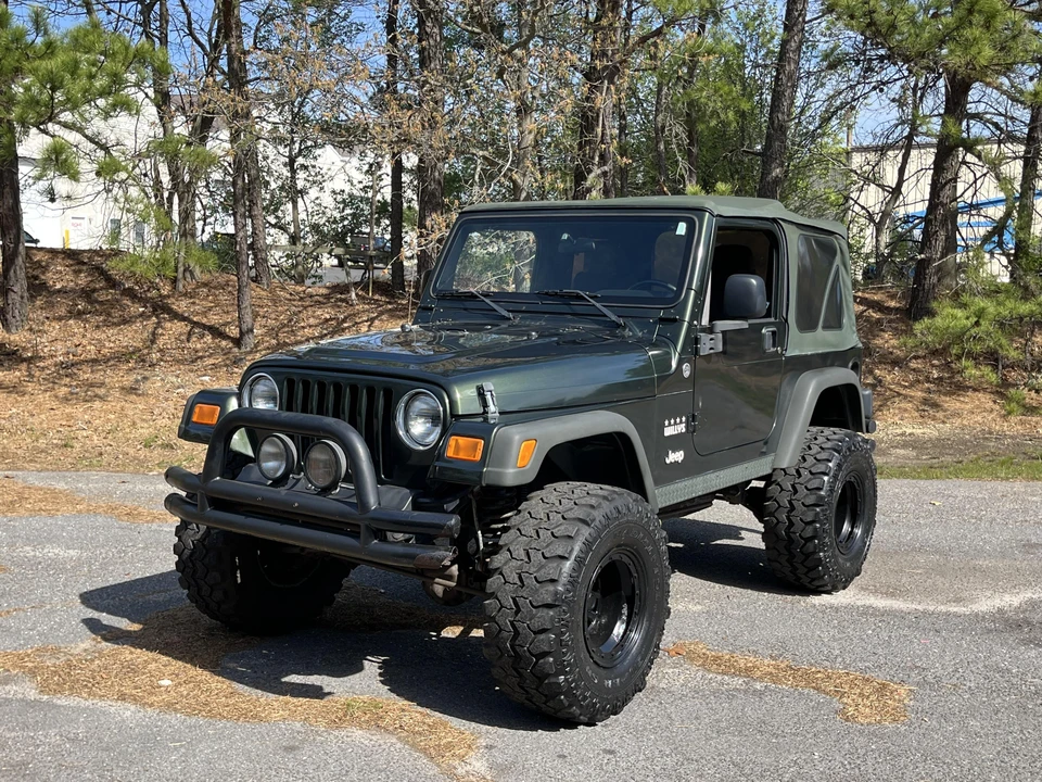 2005 Jeep TJ Wrangler - Image 9 of 31