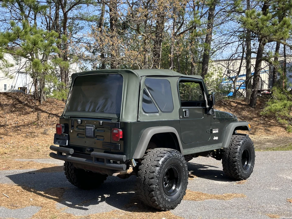 2005 Jeep TJ Wrangler - Image 19 of 31