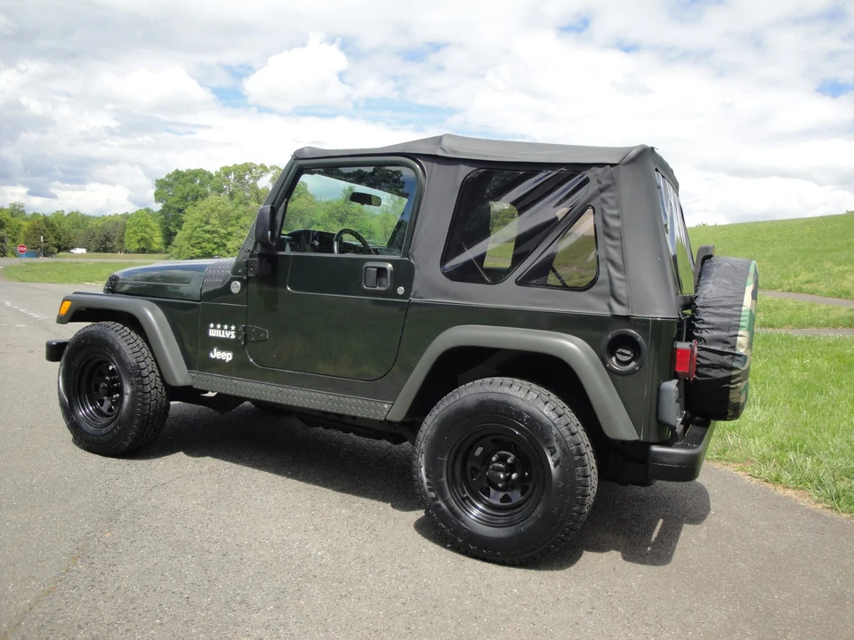2005 Jeep TJ Wrangler - Image 24 of 31