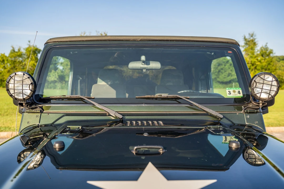 2005 Jeep TJ Wrangler - Image 18 of 31