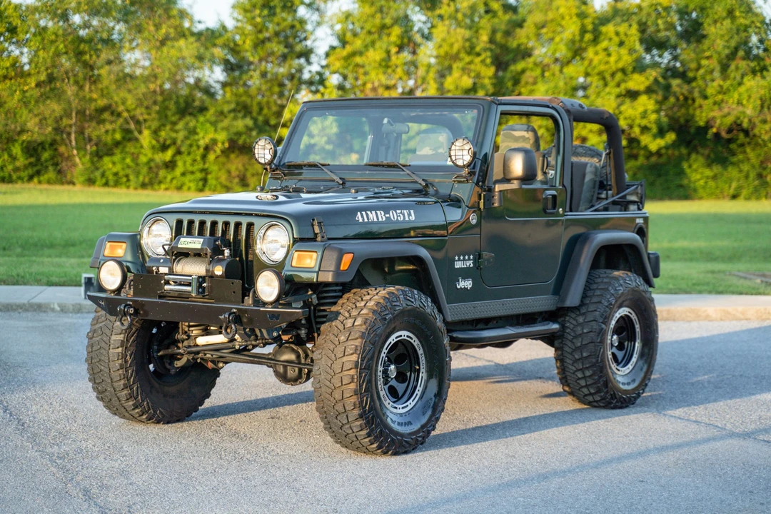 2005 Jeep TJ Wrangler - Image 2 of 31
