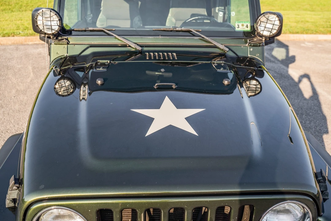 2005 Jeep TJ Wrangler - Image 19 of 31