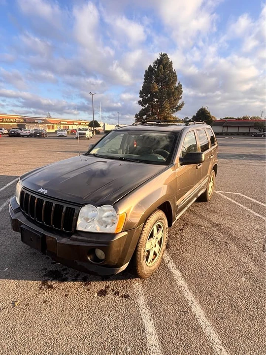 2005 Jeep XJ Cherokee - Image 2 of 11
