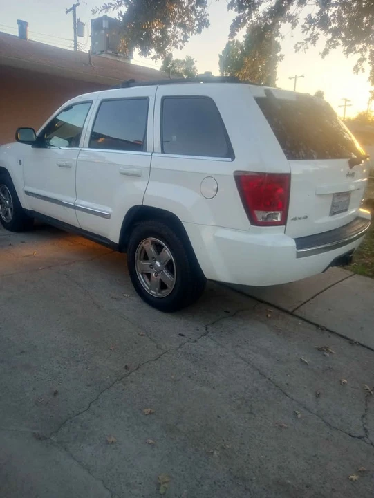 2005 Jeep XJ Cherokee - Image 2 of 7