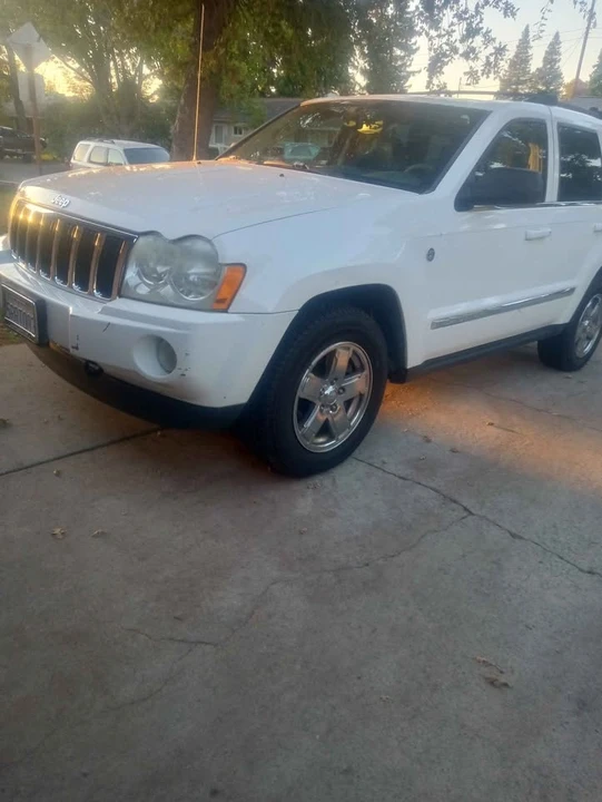 2005 Jeep XJ Cherokee - Image 3 of 7