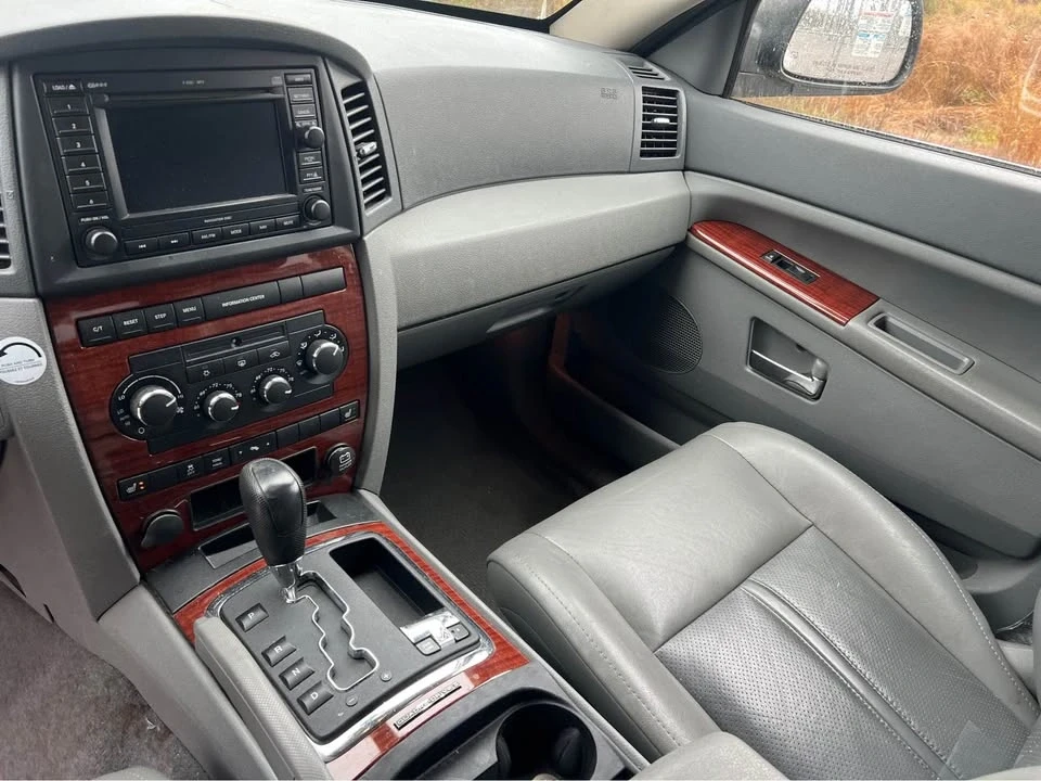2005 Jeep WK Grand Cherokee - Image 16 of 20