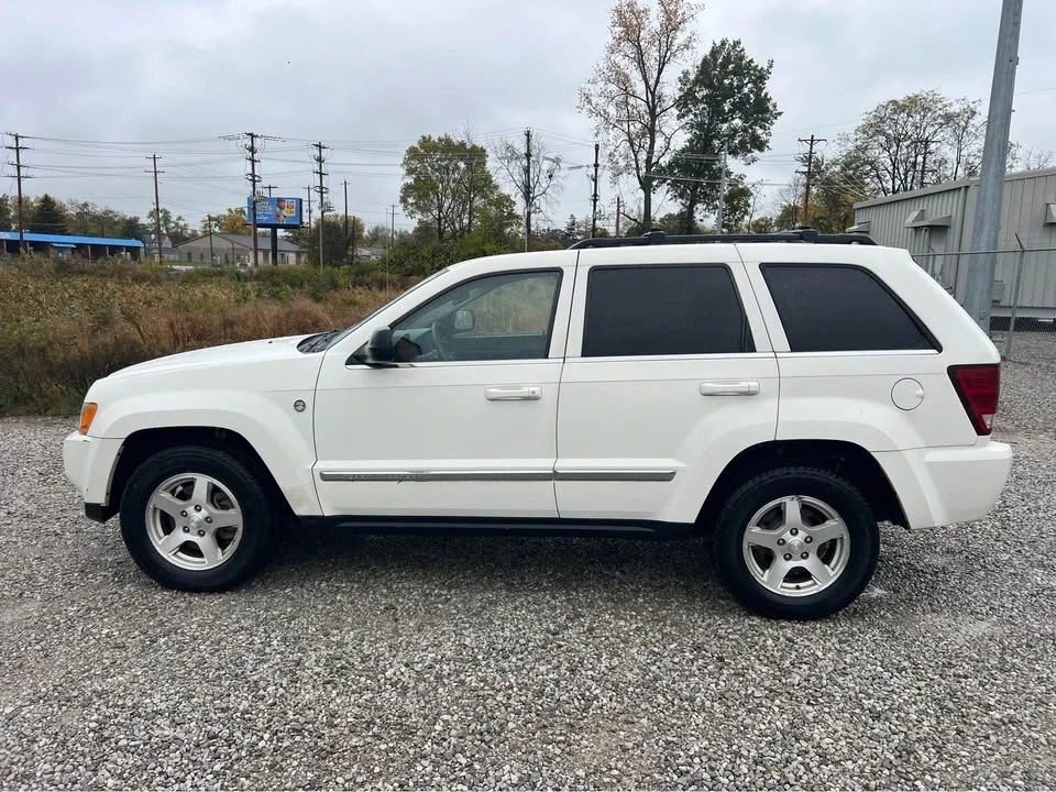 2005 Jeep WK Grand Cherokee - Image 11 of 20