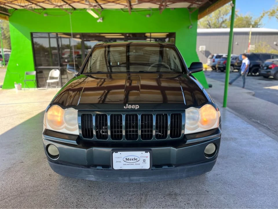 2005 Jeep Grand Cherokee - Image 2 of 10