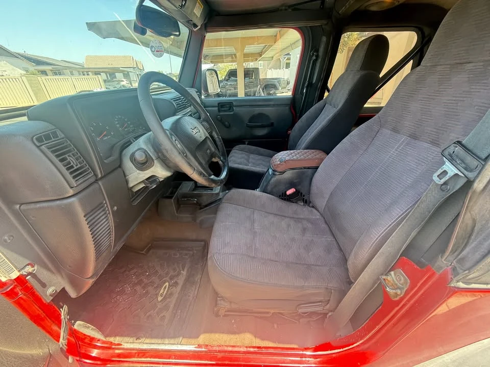 2005 Jeep TJ Wrangler - Image 3 of 4