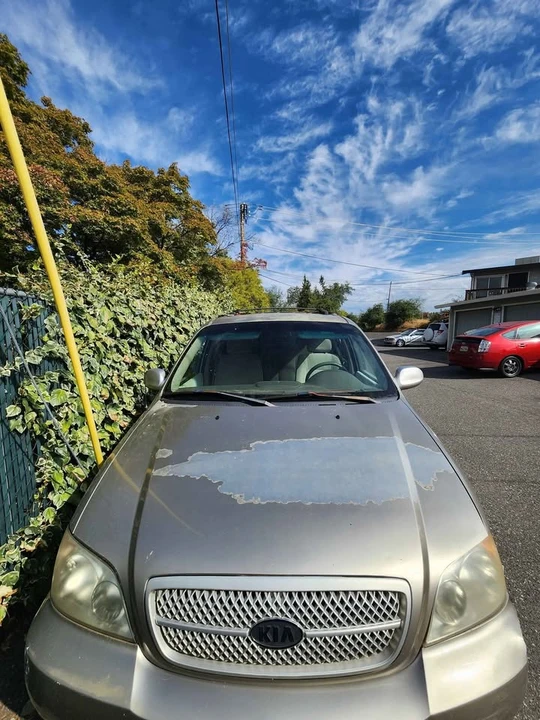 2005 Kia - Image 3 of 3
