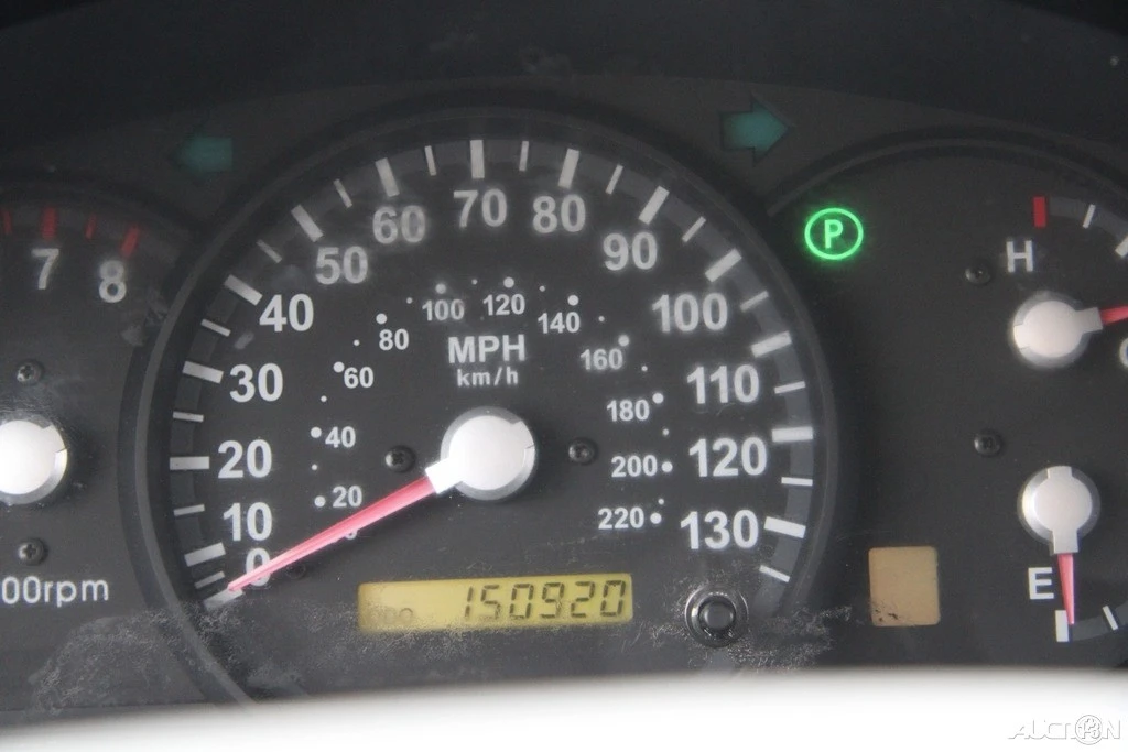 2005 Kia Sorento - Image 15 of 21
