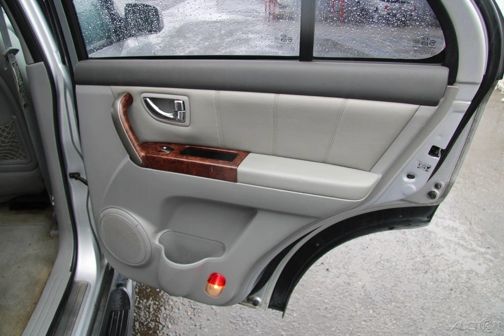2005 Kia Sorento - Image 21 of 21