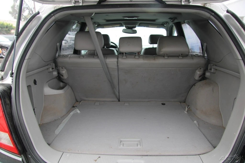 2005 Kia Sorento - Image 20 of 21