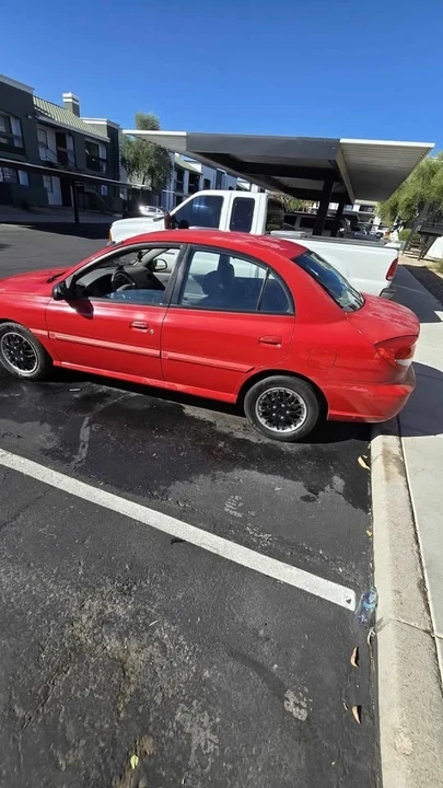 2005 Kia Rio - Image 2 of 5