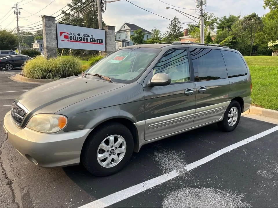2005 Kia Carnival - Image 5 of 7