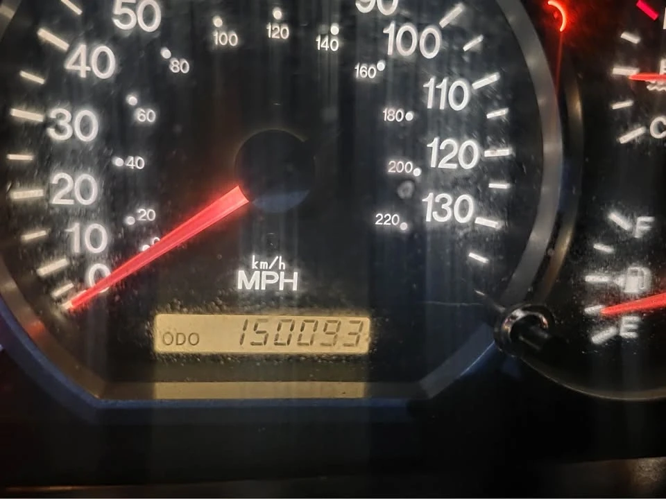 2005 Kia Carnival - Image 6 of 6