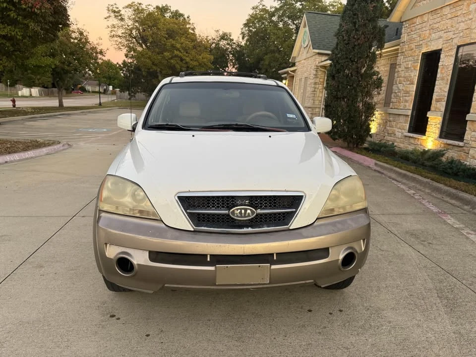 2005 Kia Sorento - Image 4 of 7