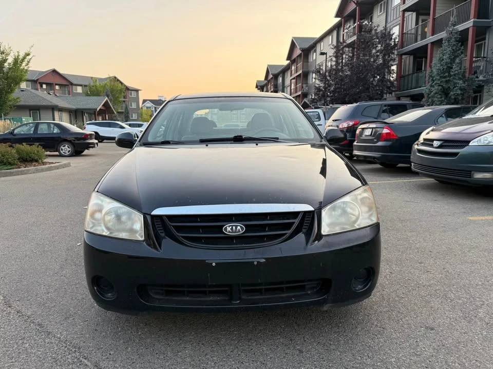 2005 Kia Spectra - Image 4 of 11