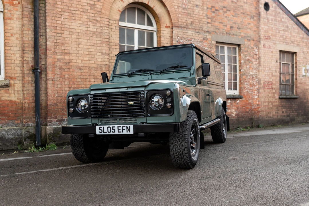 2005 Land Rover Defender 110 - Image 26 of 31