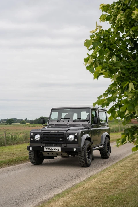 2005 Land Rover Defender 90 - Image 19 of 31