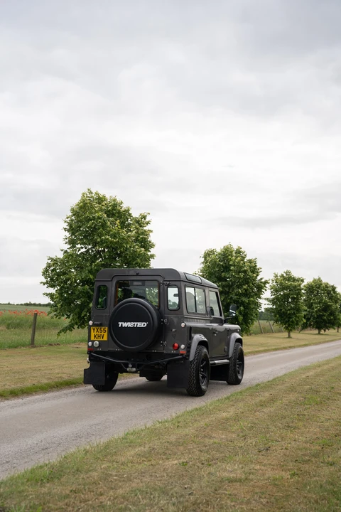 2005 Land Rover Defender 90 - Image 22 of 31