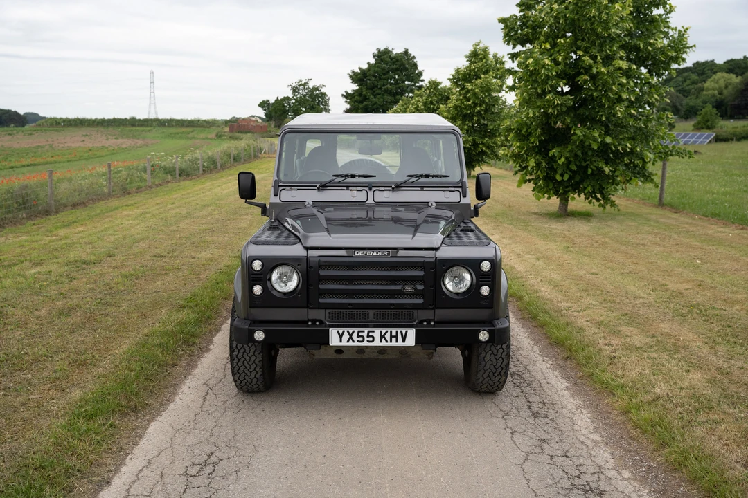 2005 Land Rover Defender 90 - Image 4 of 31