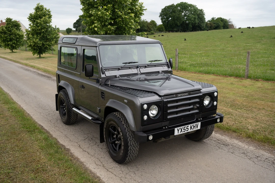 2005 Land Rover Defender 90 - Image 5 of 31