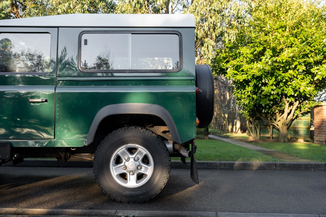 2005 Land Rover Defender 90 - Image 26 of 31