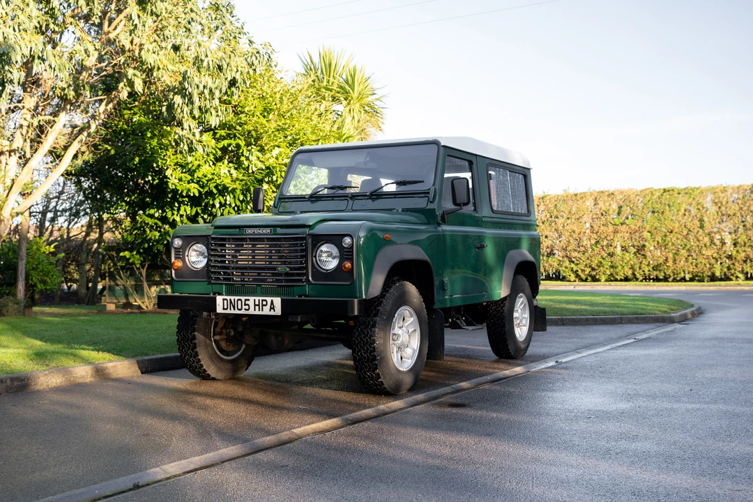 2005 Land Rover Defender 90 - Image 4 of 31