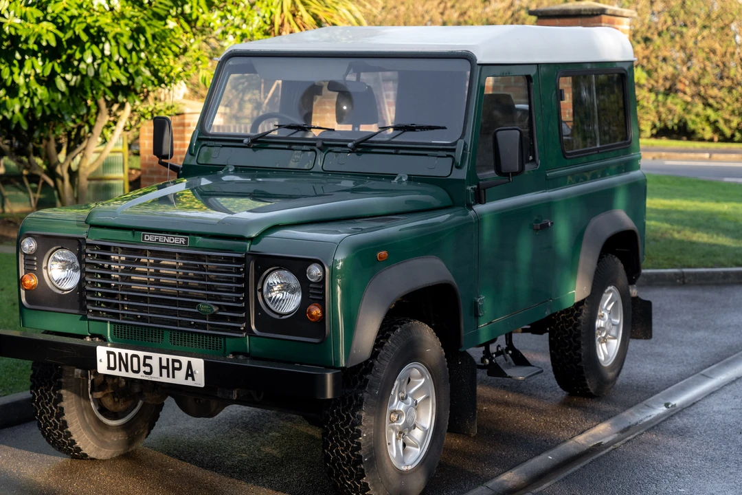 2005 Land Rover Defender 90 - Image 20 of 31