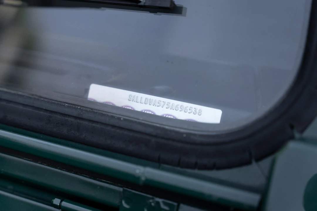 2005 Land Rover Defender 90 - Image 26 of 31