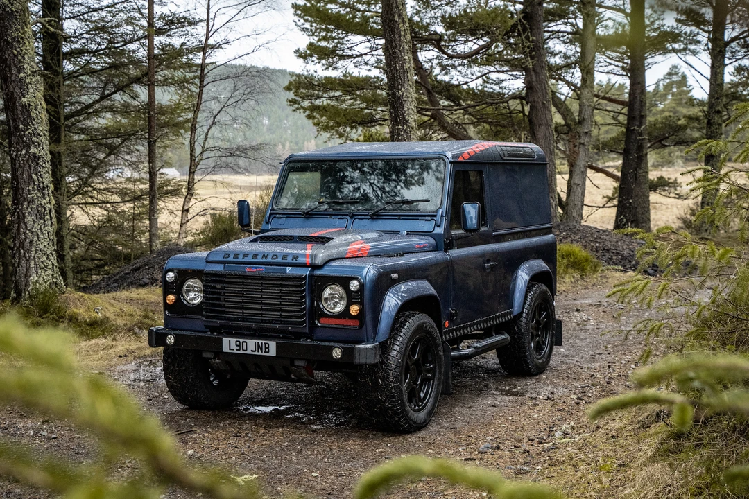 2005 Land Rover Defender 90 - Image 4 of 31