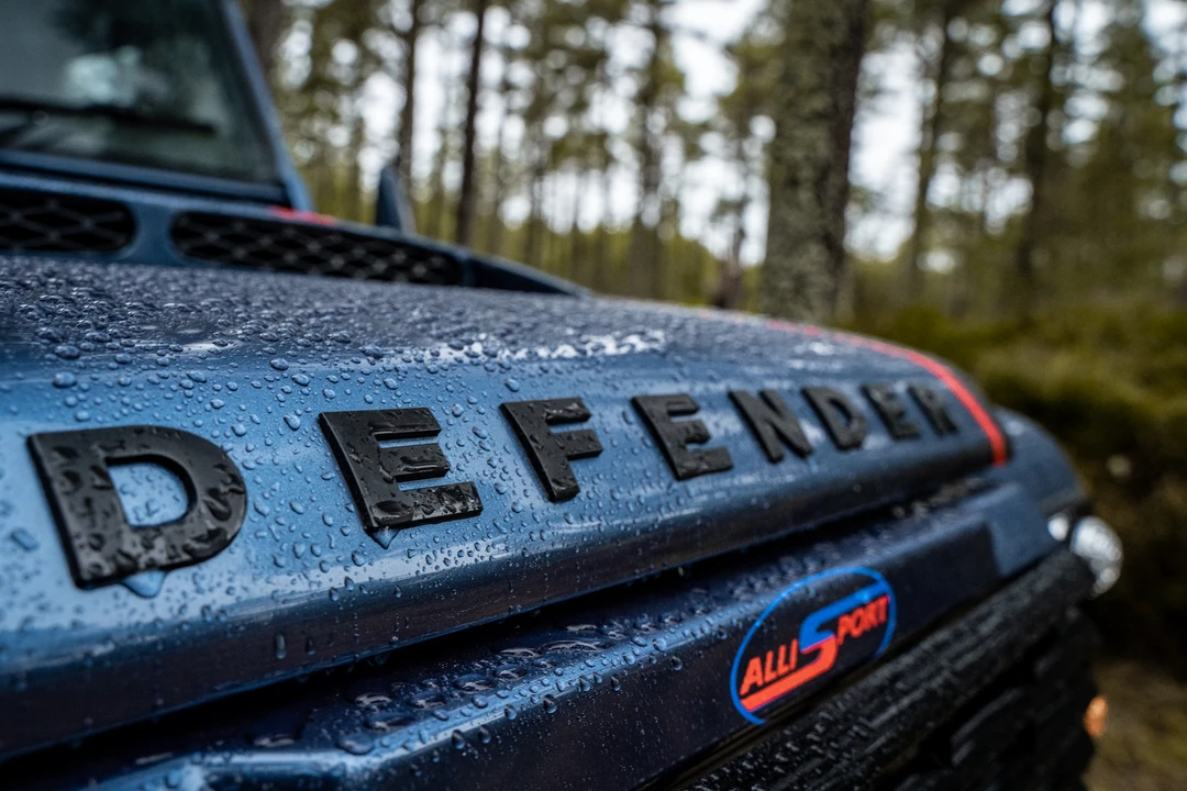 2005 Land Rover Defender 90 - Image 28 of 31
