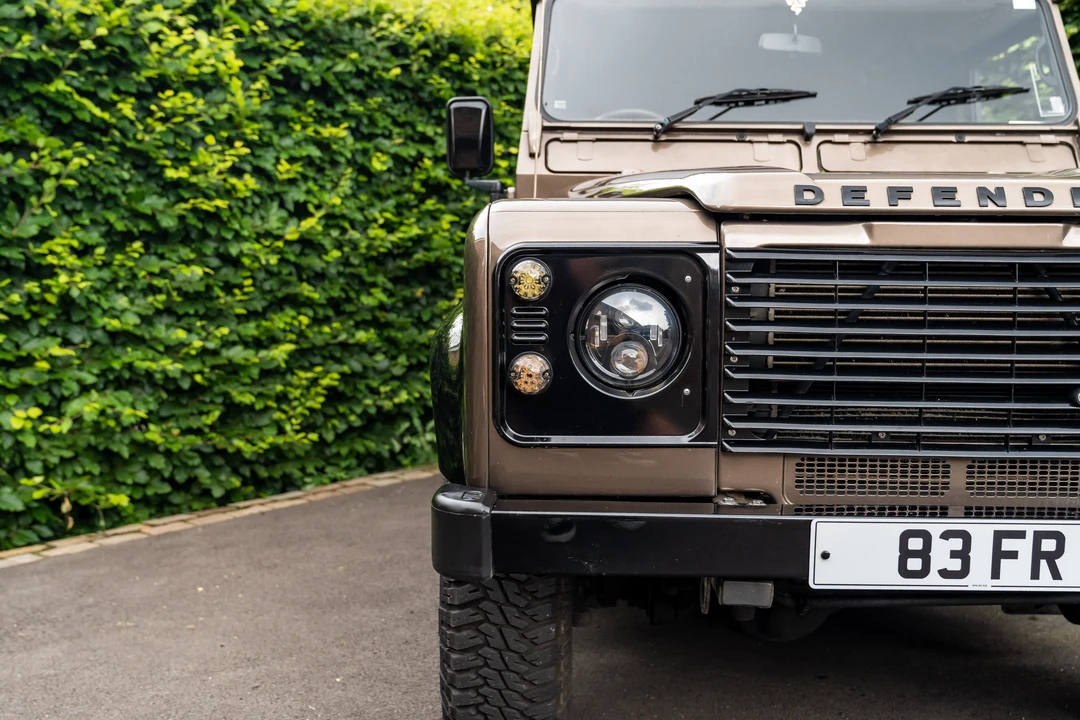 2005 Land Rover Defender 90 - Image 19 of 31