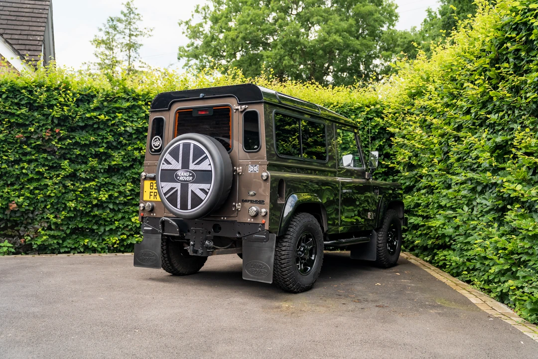 2005 Land Rover Defender 90 - Image 8 of 31