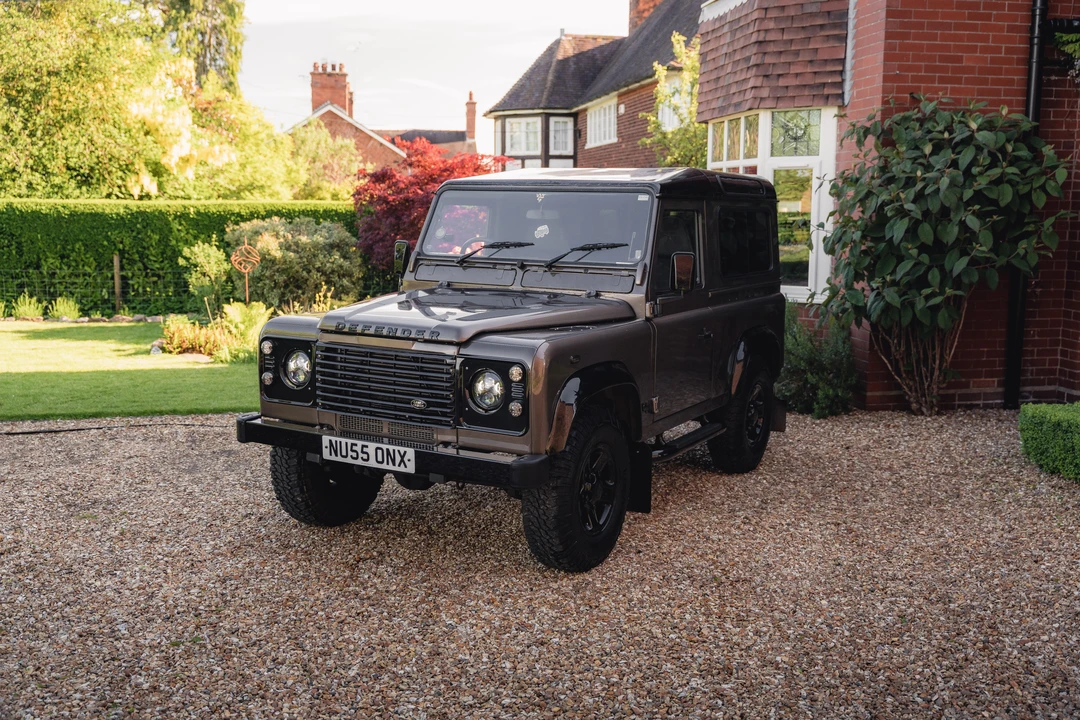 2005 Land Rover Defender 90 - Image 8 of 31