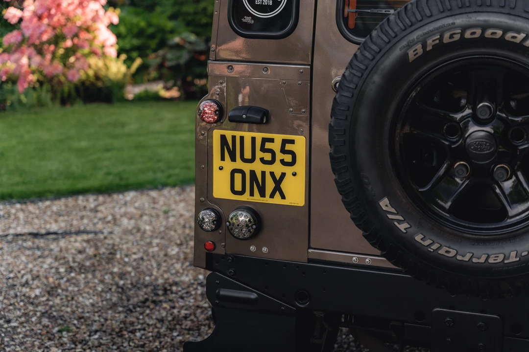 2005 Land Rover Defender 90 - Image 25 of 31