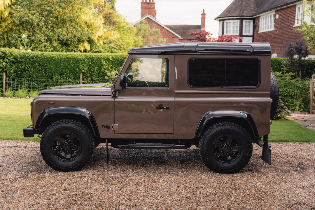 2005 Land Rover Defender 90 - Image 7 of 31