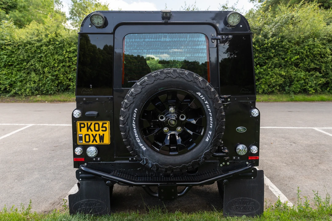 2005 Land Rover Defender 90 - Image 7 of 31