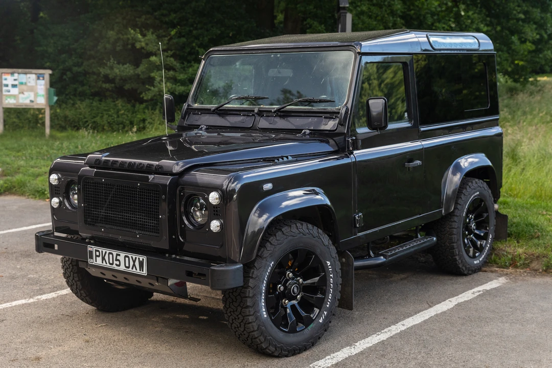 2005 Land Rover Defender 90 - Image 18 of 31