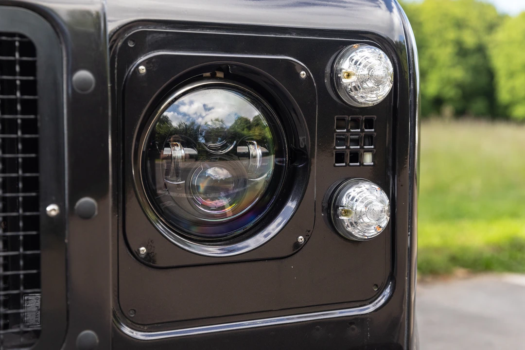 2005 Land Rover Defender 90 - Image 22 of 31